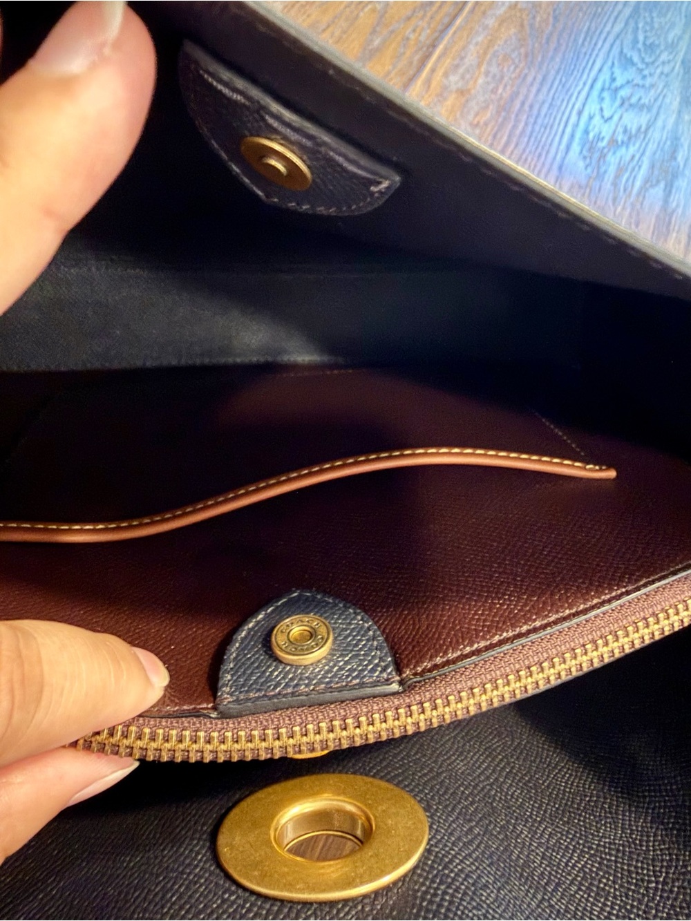 Coach Willow Bucket Leather Shoulder Bag in Denim Blue with Gold Hardware - Picture 6 of 9